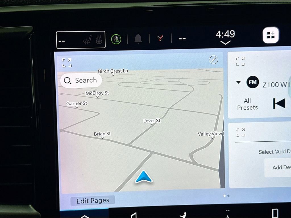 Used 2023 Chrysler Pacifica Limited image 6