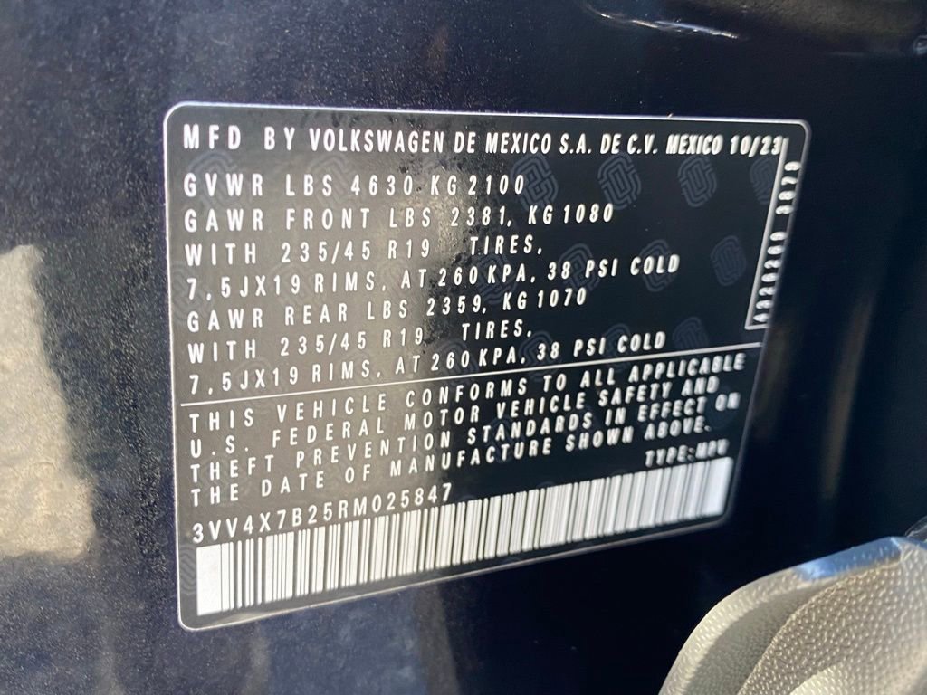 Used 2024 Volkswagen Taos SEL image 18