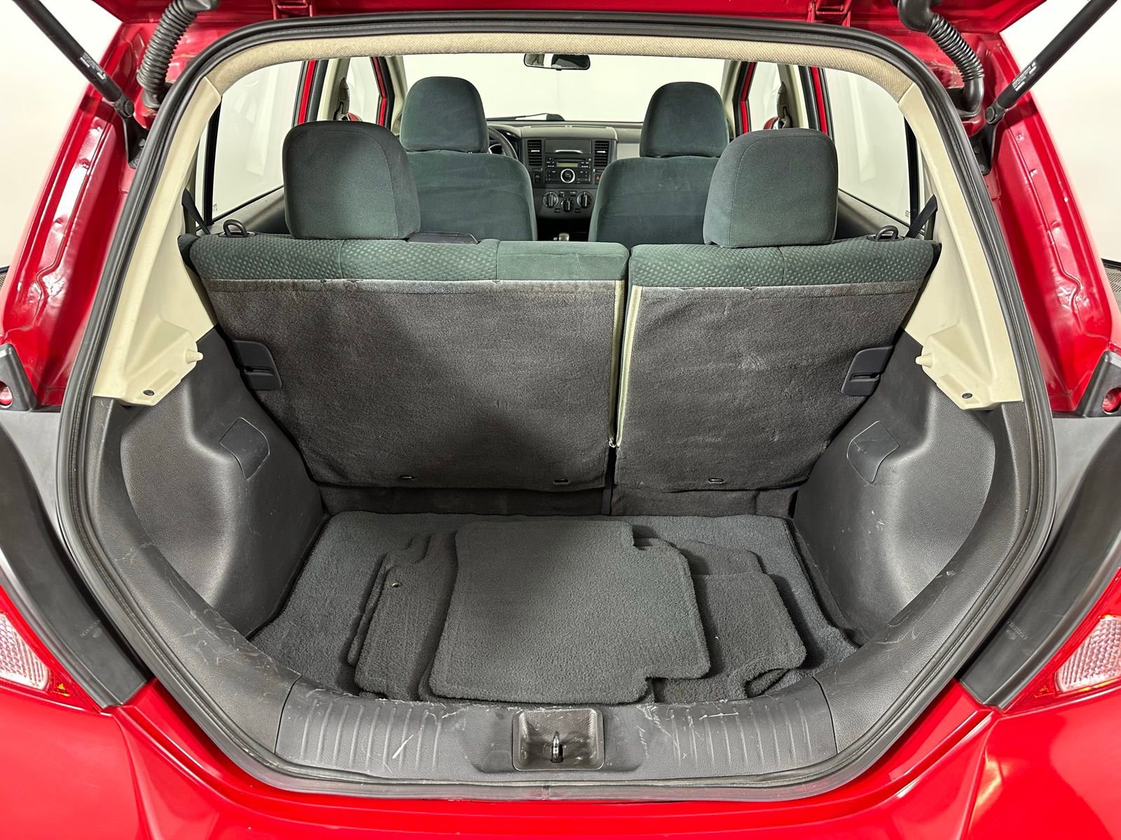 Used 2012 Nissan Versa 1.8 S w/ Plus Pkg FWD image 19