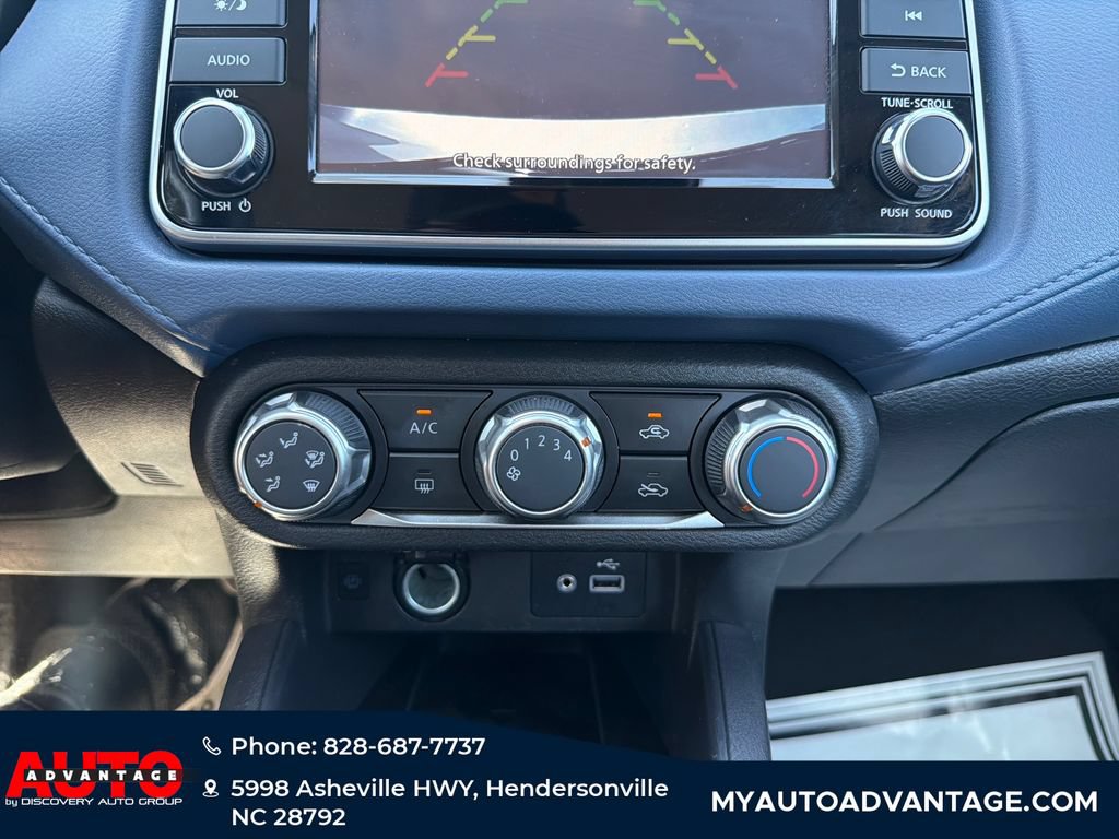 Used 2024 Nissan Versa SV w/ Trunk Package FWD image 17