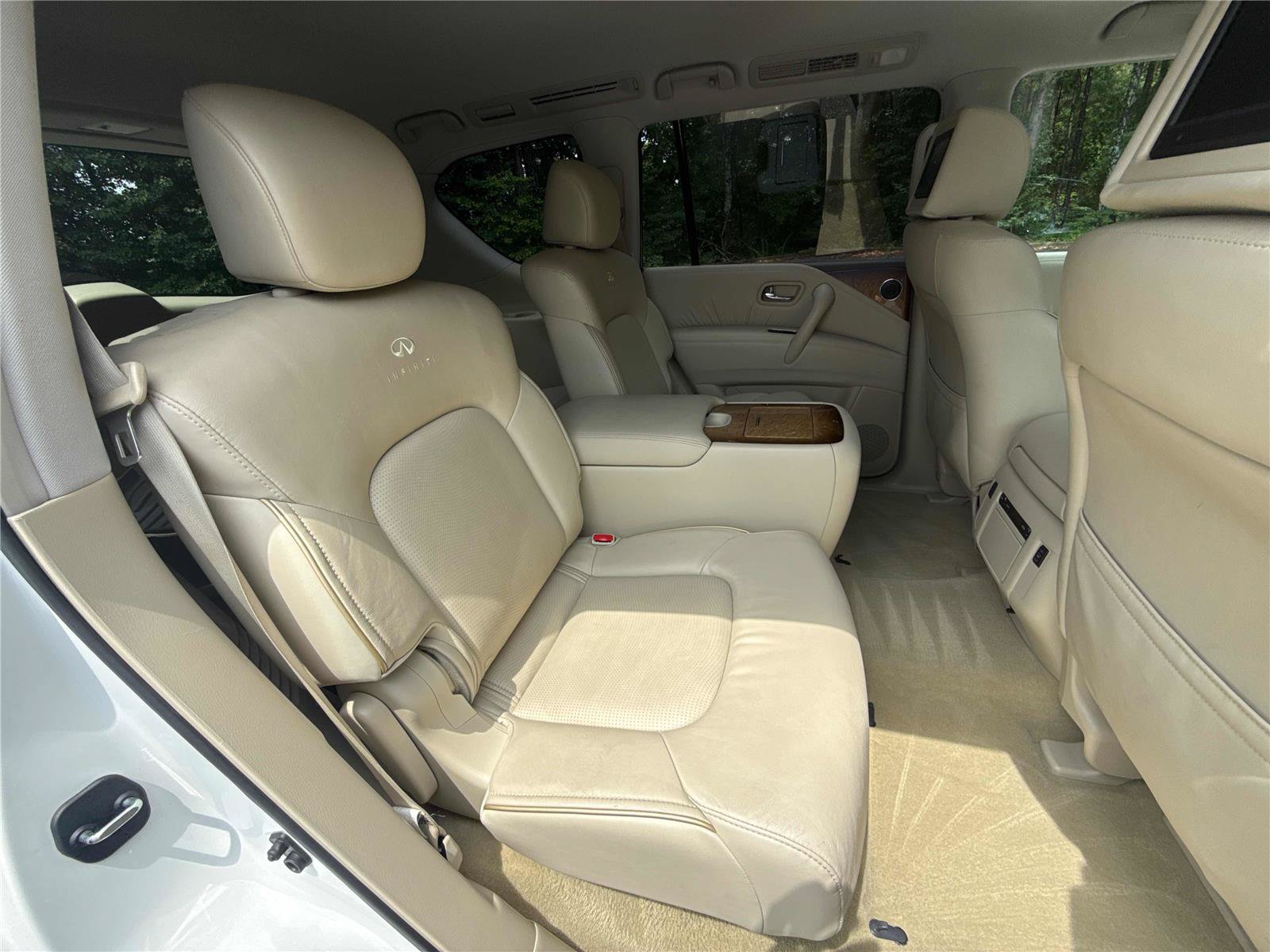 Used 2012 INFINITI QX56 4WD w/ Theater Pkg image 30