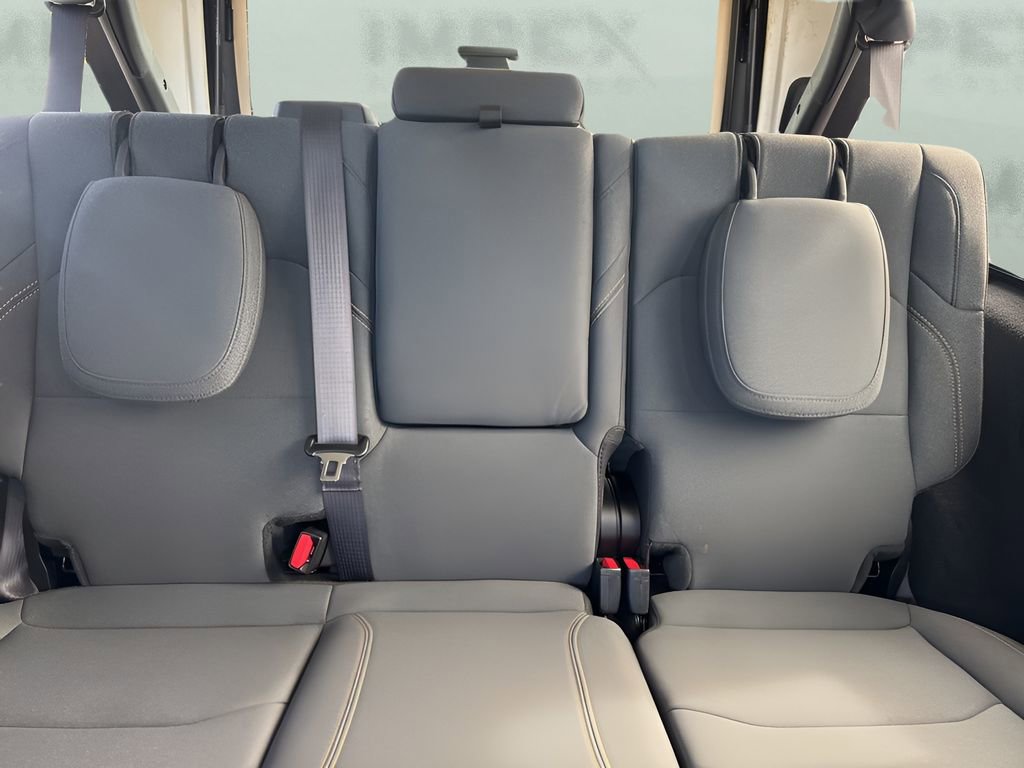 Used 2025 Jeep Wrangler Willys 4xe image 10