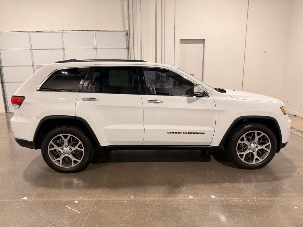 Used 2020 Jeep Grand Cherokee Limited image 4