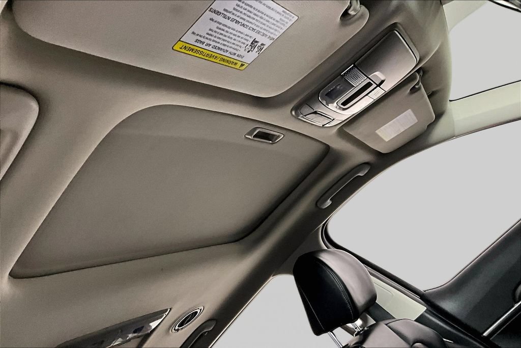 Used 2022 Kia Telluride S FWD image 27