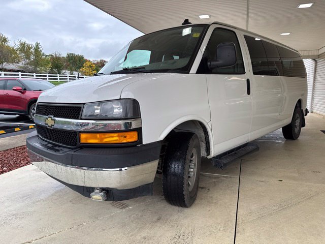 Used 2019 Chevrolet Express 3500 LT w/ LT Preferred Equipment Group RWD image 5