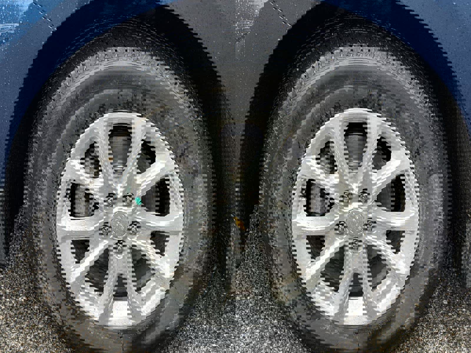 Used 2021 Chevrolet Equinox LT image 12