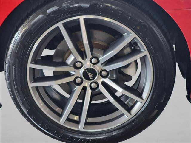 Used 2016 Ford Mustang Premium RWD image 10