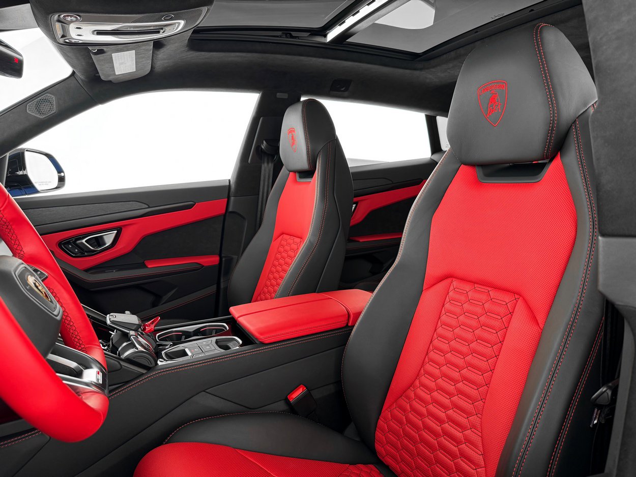 Used 2022 Lamborghini Urus image 16