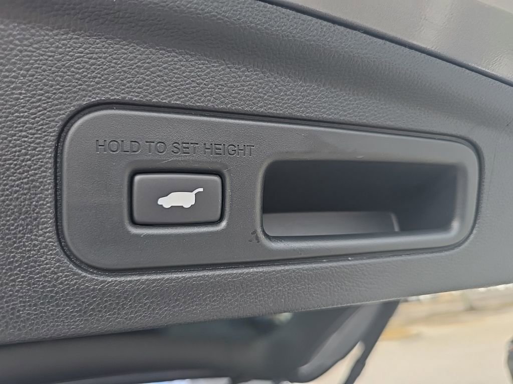 Used 2023 Acura MDX FWD w/ Technology Package image 29