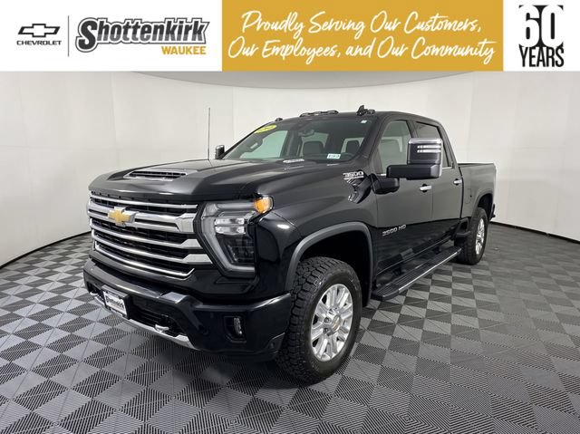 Used 2024 Chevrolet Silverado 2500 High Country w/ Technology Package AWD/4WD video 1