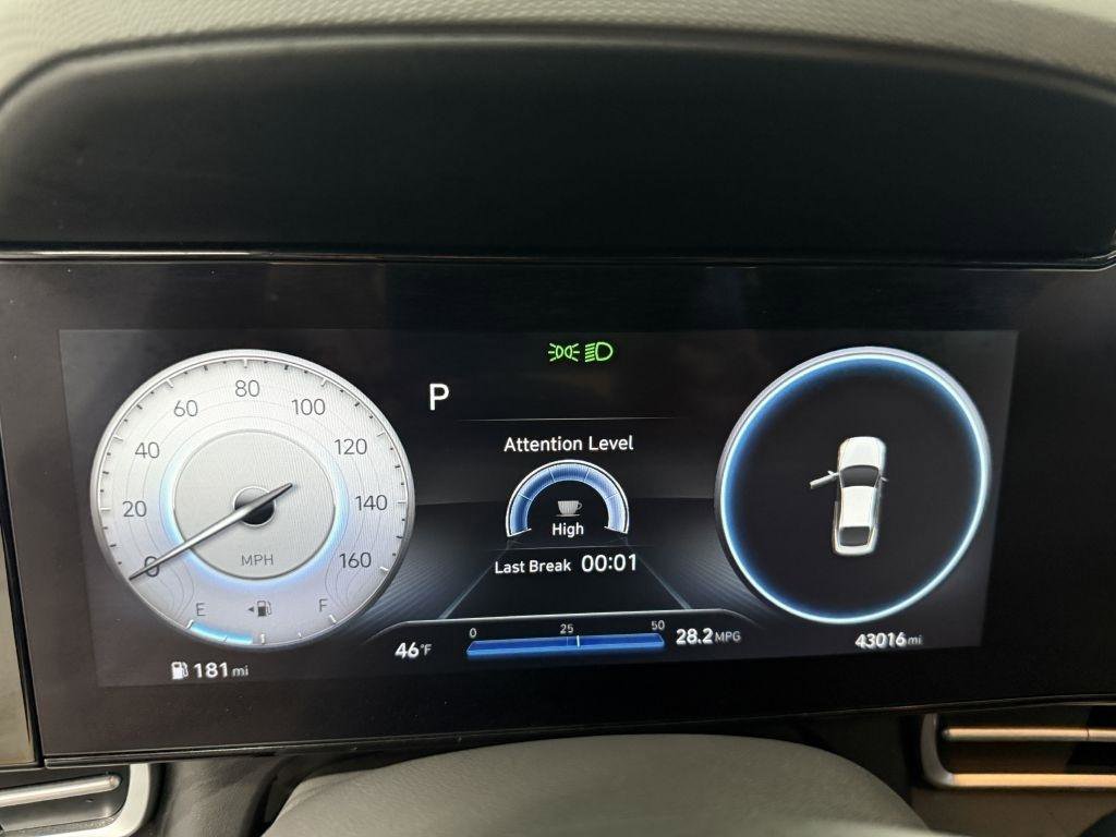 Used 2023 Hyundai Elantra SEL w/ Convenience Package image 12