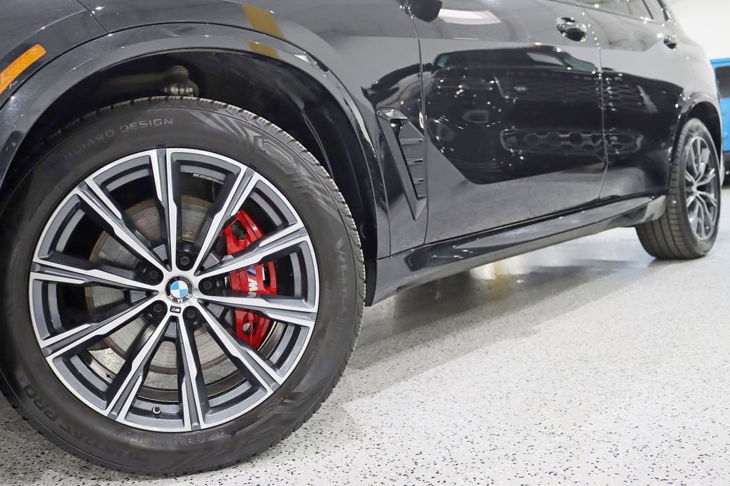 Used 2024 BMW X5 xDrive40i w/ M Sport Package image 4