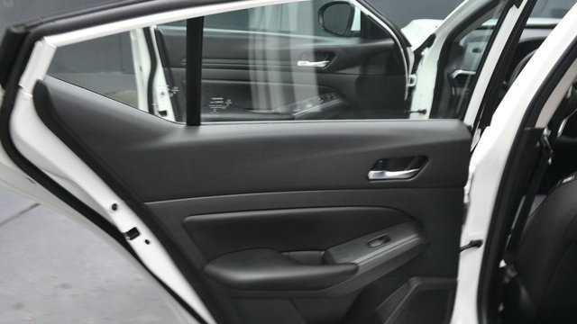 Used 2021 Nissan Altima 2.5 S FWD image 12