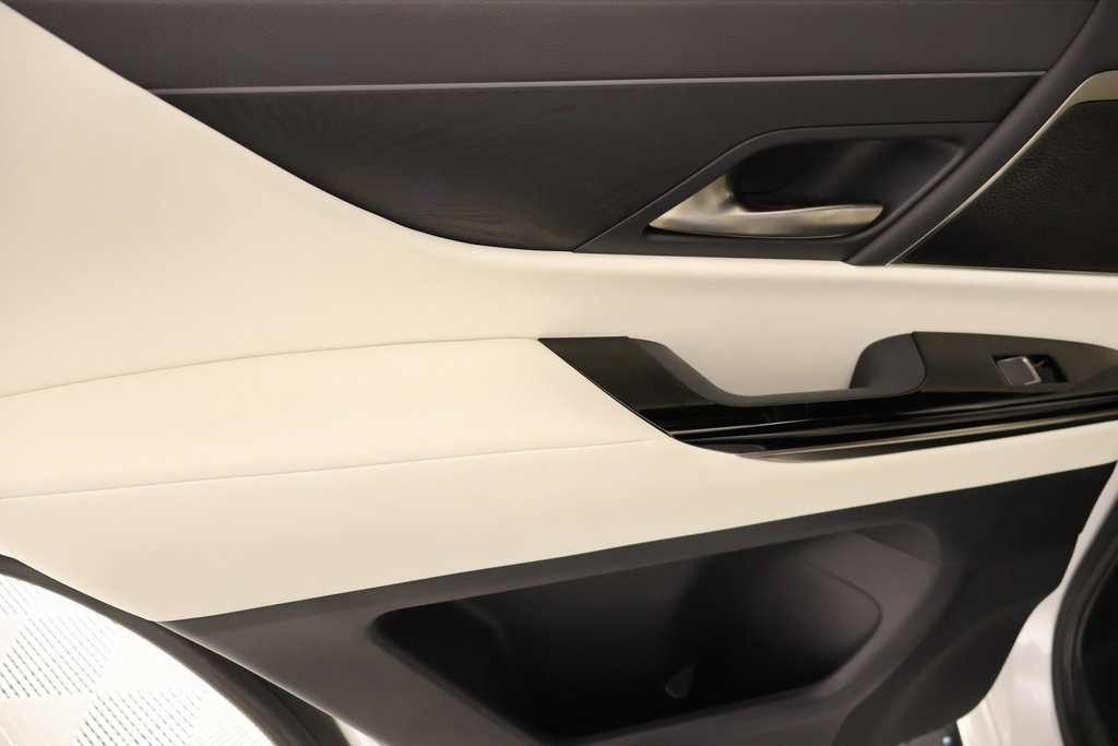 Used 2023 Lexus LX 600 4WD w/ Appearance Package image 19