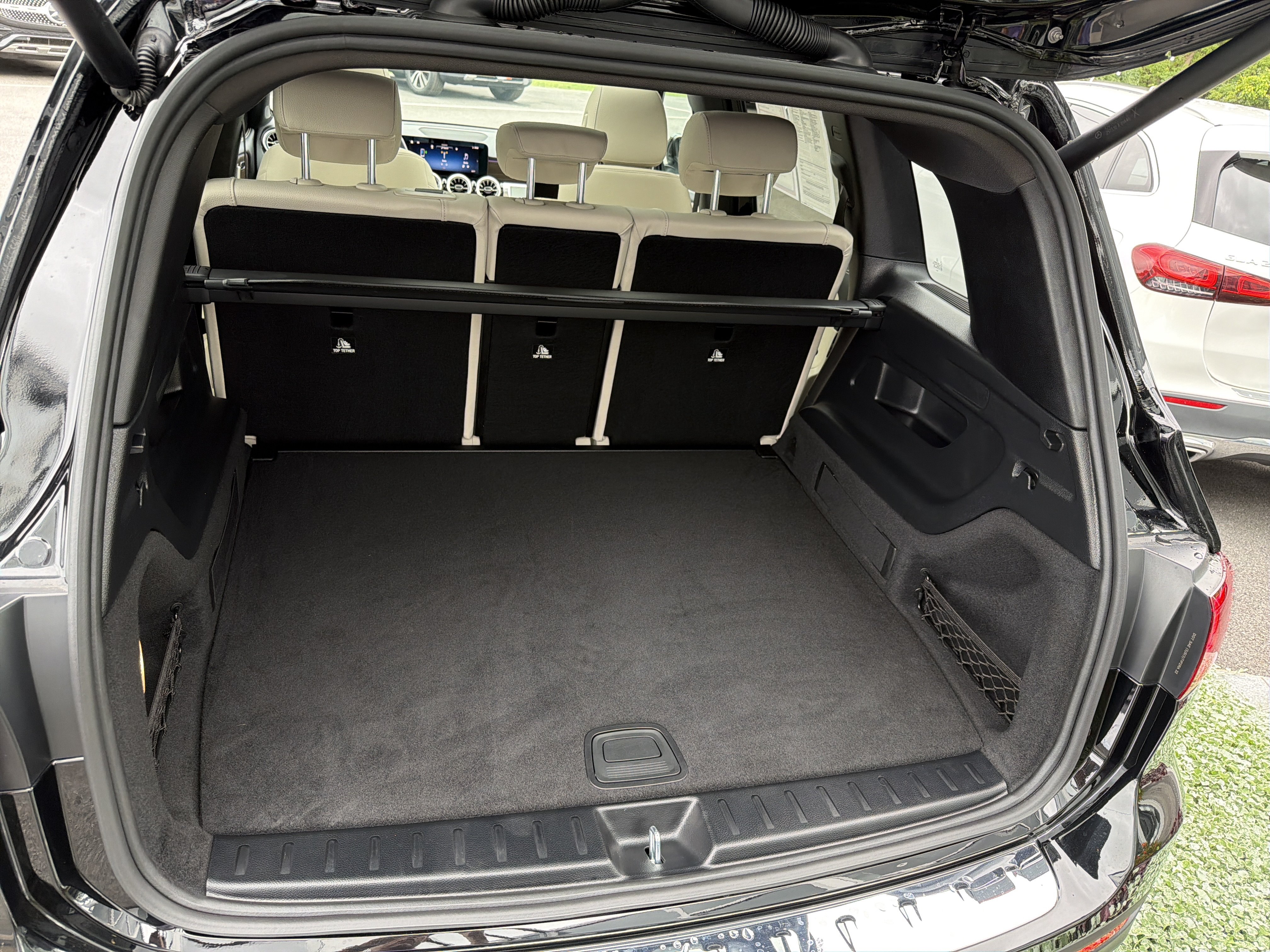 Used 2026 Mercedes-Benz GLB 250 4MATIC image 28
