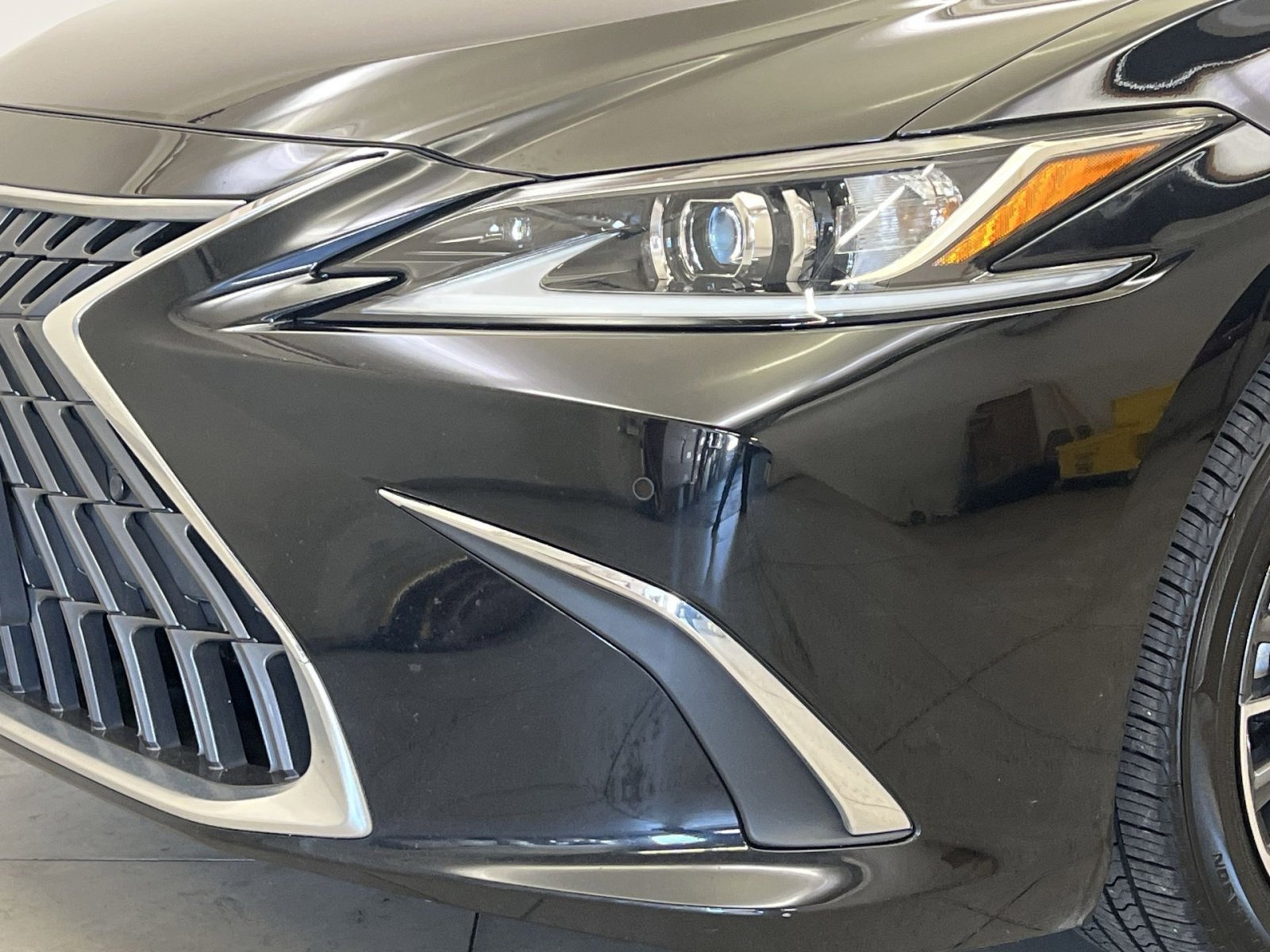 Used 2022 Lexus ES 350 350 w/ Premium Package image 26