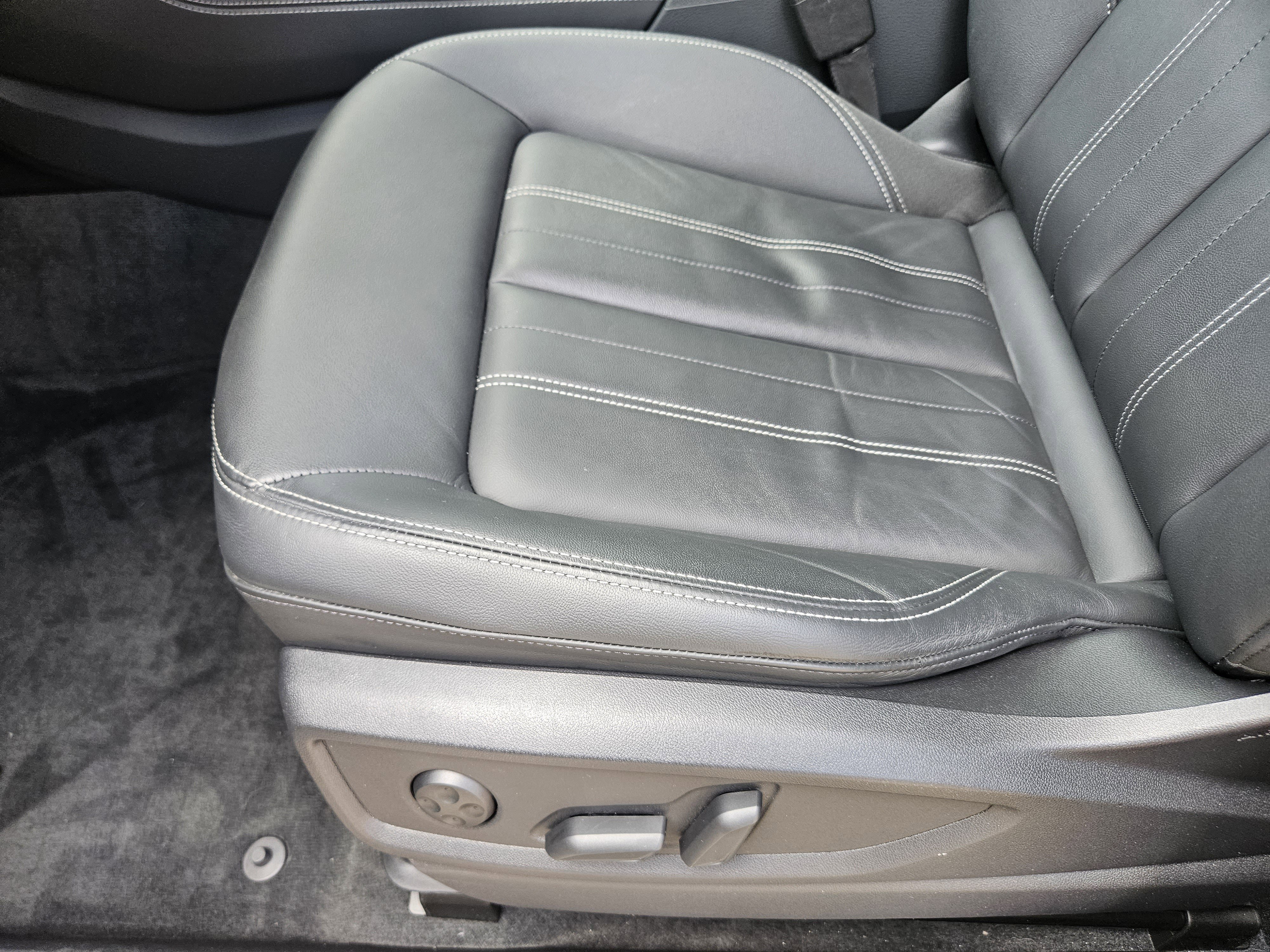 Used 2024 Audi Q5 2.0T Premium Plus image 24