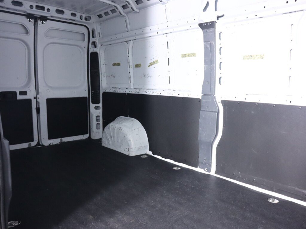 Used 2025 RAM ProMaster 2500 w/ Convenience Group FWD image 32