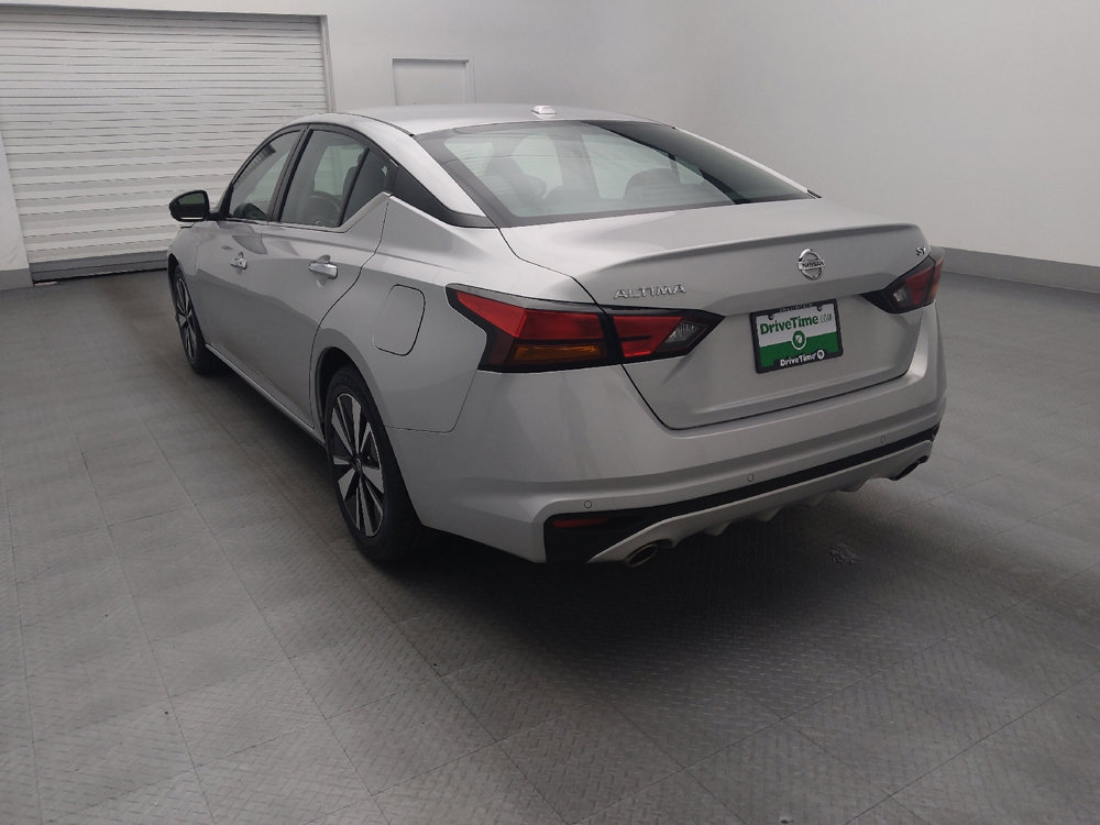 Used 2022 Nissan Altima 2.5 SV w/ SV Premium Package image 5