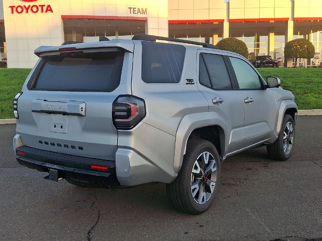 New 2026 Toyota 4Runner TRD Sport Premium w/ Tow Technology Package AWD/4WD image 4
