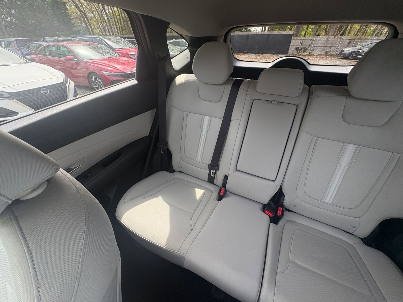 Used 2025 Hyundai Tucson SEL FWD image 37