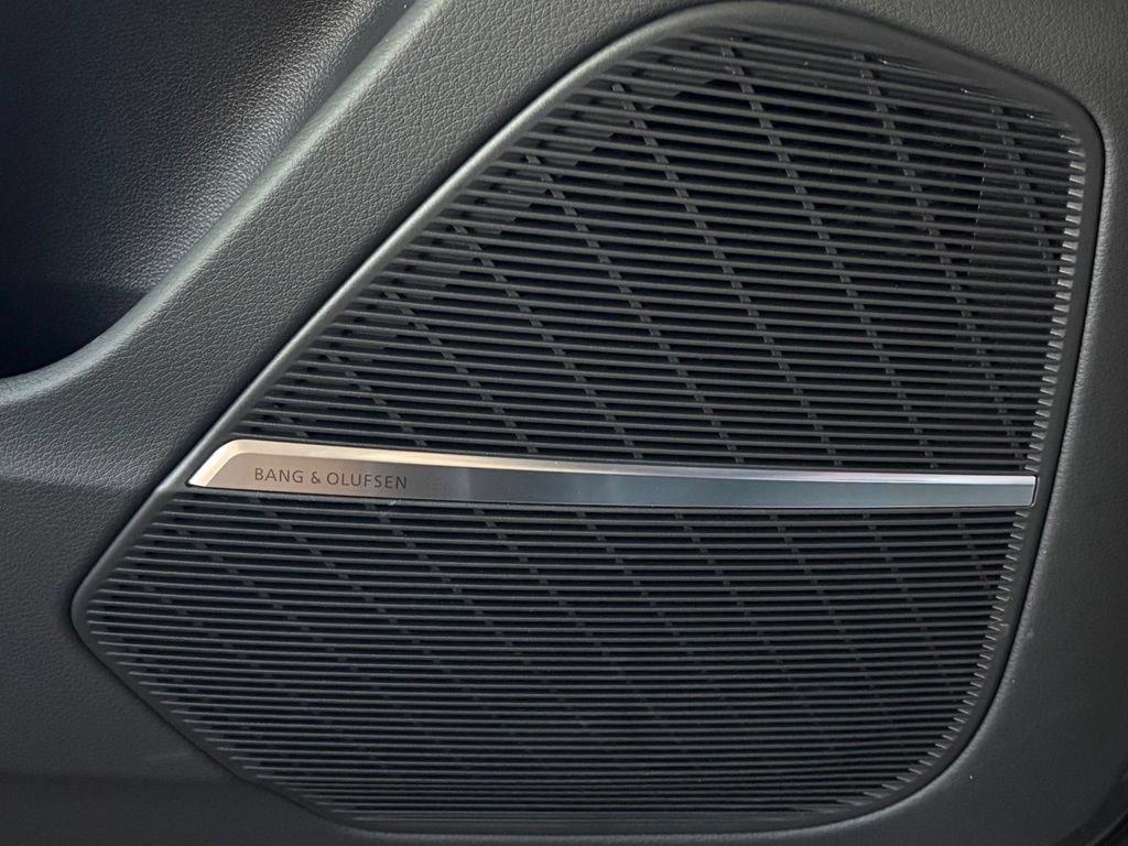 New 2027 Audi SQ8 Prestige AWD/4WD image 20