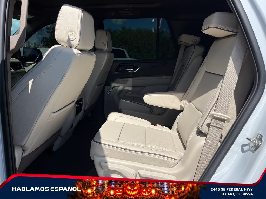 Used 2026 GMC Yukon Denali w/ Sun & Power Step Package AWD/4WD image 11