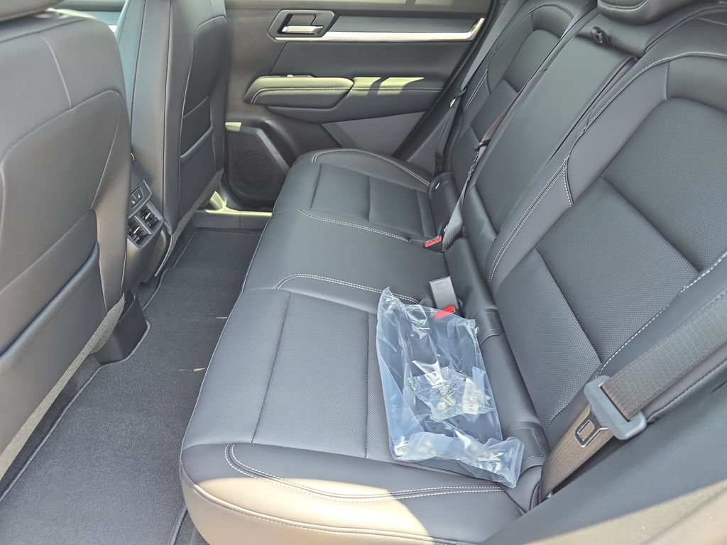 New 2027 GMC Terrain Elevation w/ Elevation Premium Package AWD/4WD image 14