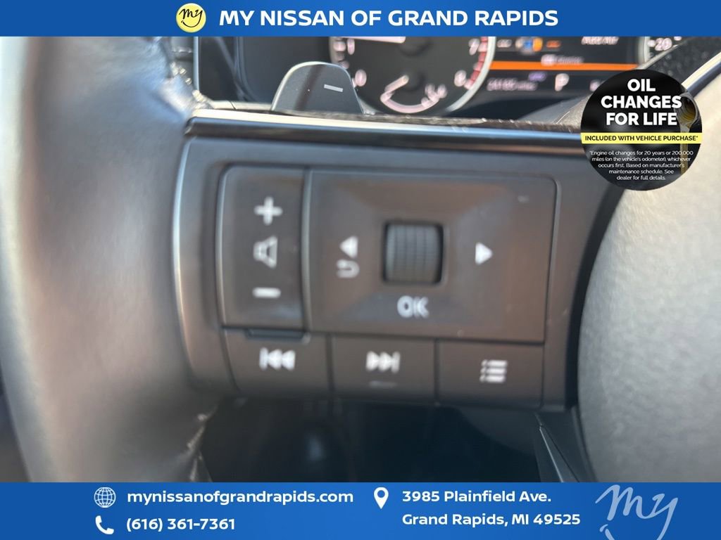 Used 2023 Nissan Pathfinder SL image 54