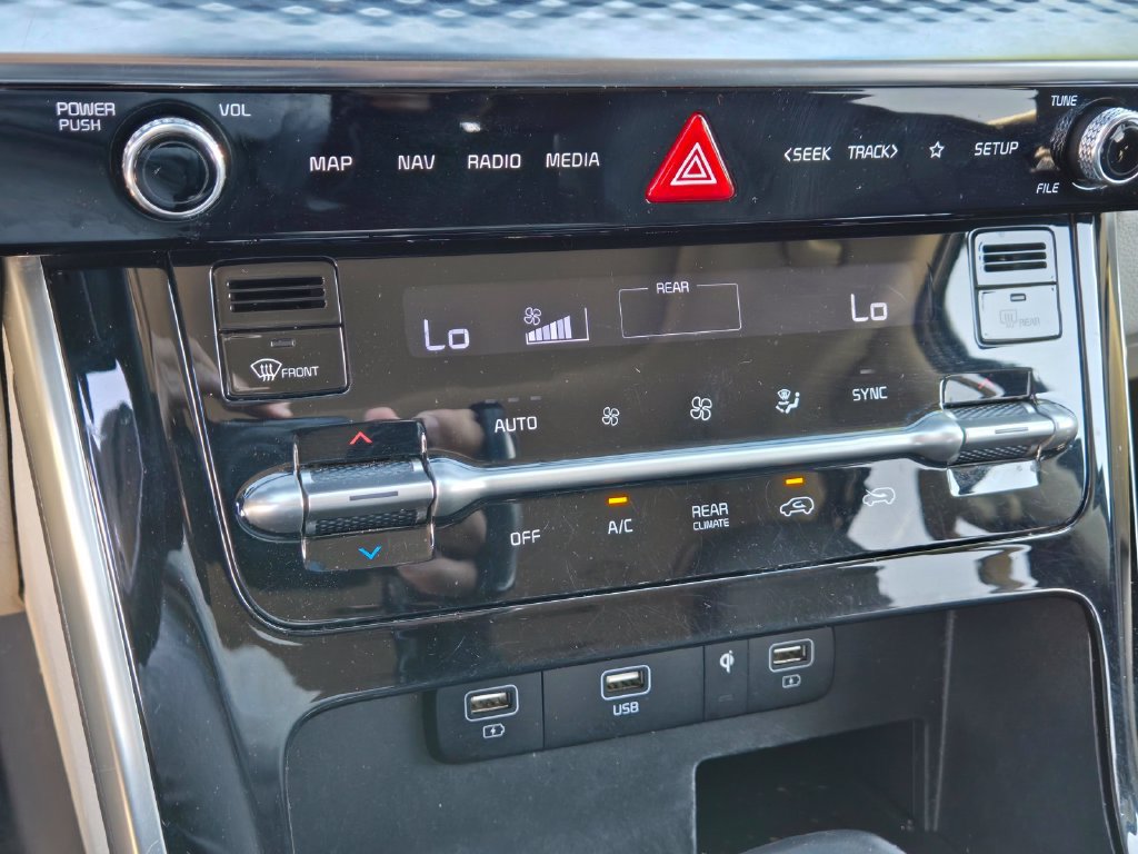 Used 2022 Kia Carnival SX Prestige FWD image 22