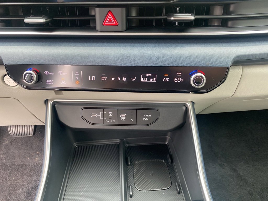 New 2026 Kia Carnival EX image 25