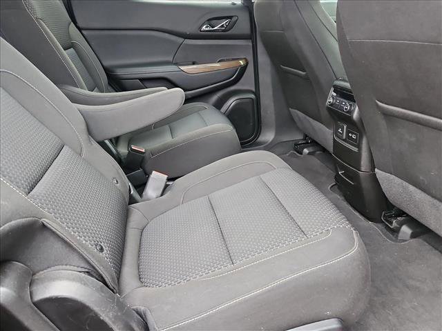 Used 2023 GMC Acadia SLE w/ Driver Convenience Package image 21