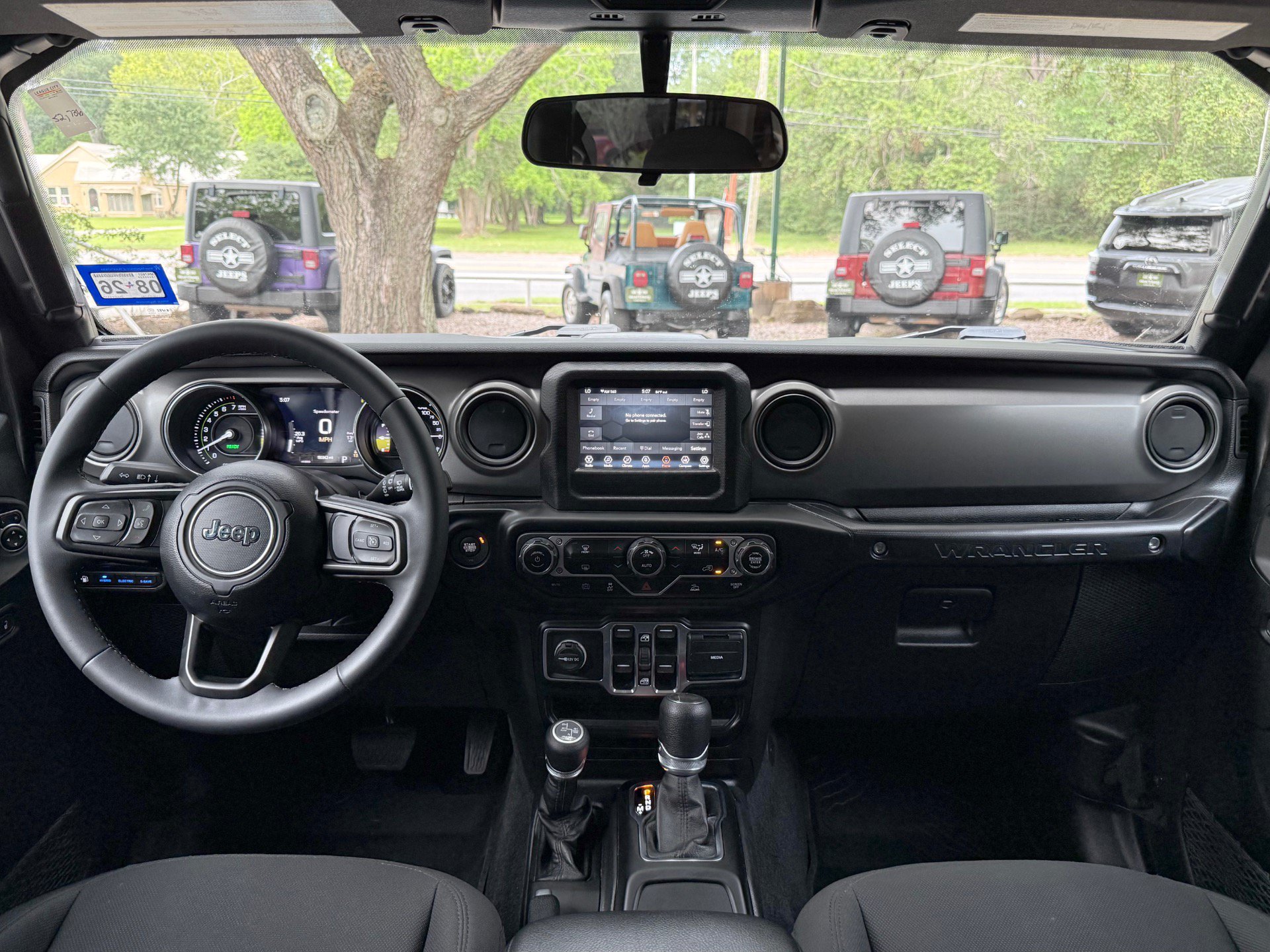 Used 2023 Jeep Wrangler Unlimited AWD/4WD image 27