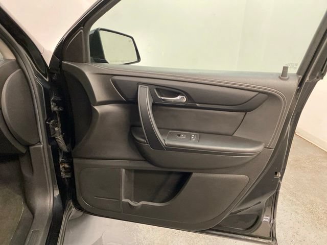 Used 2015 Chevrolet Traverse LT AWD/4WD image 25