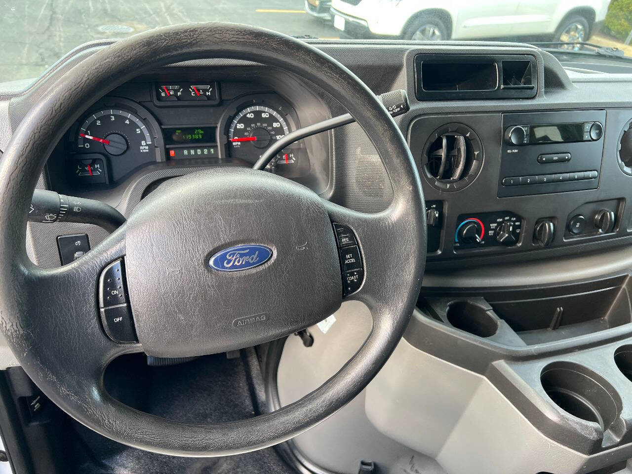 Used 2013 Ford E-250 and Econoline 250 w/ Commercial Cargo Van Pkg image 28