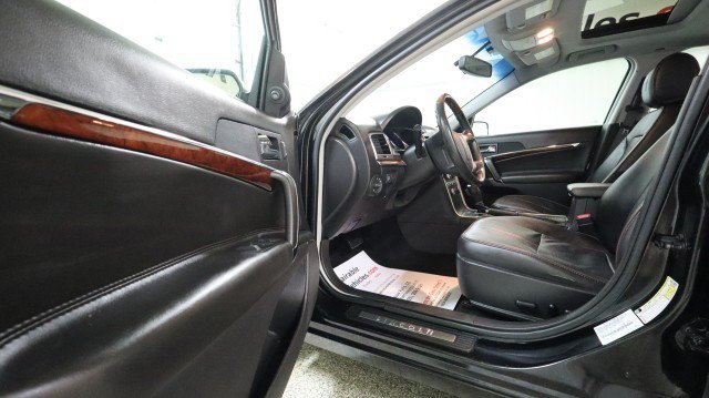 Used 2012 Lincoln MKZ FWD image 9