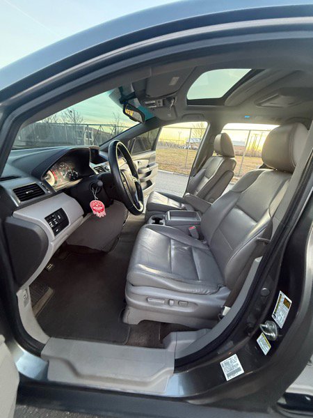 Used 2012 Honda Odyssey EX-L image 19