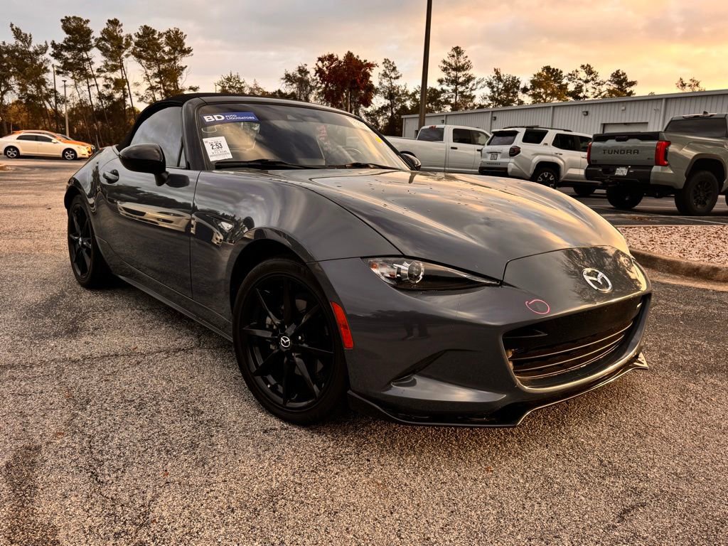 Used 2021 MAZDA MX-5 Miata Club image 10