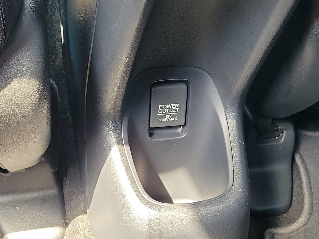 Used 2018 Honda HR-V EX image 16