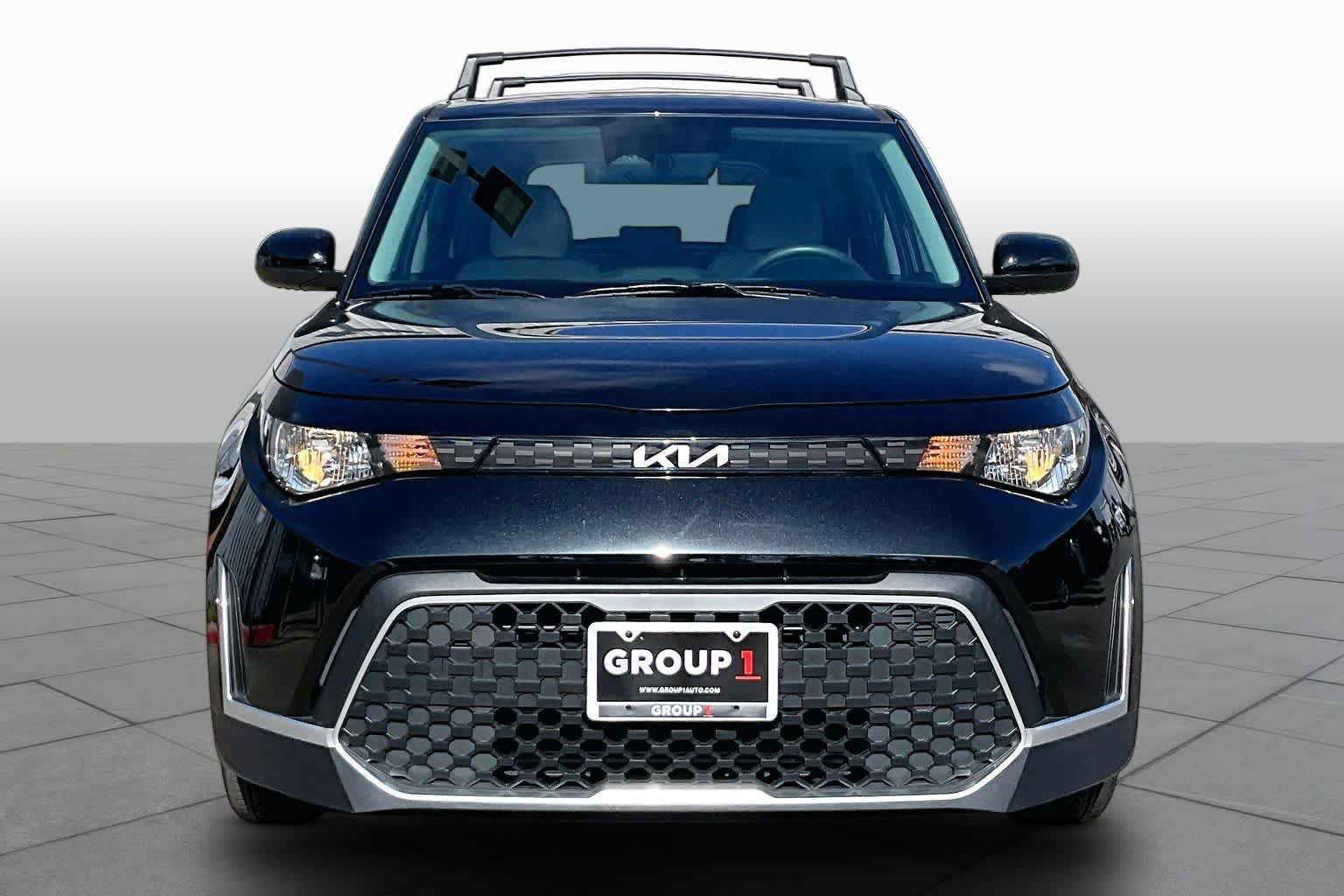 Used 2023 Kia Soul LX FWD image 4