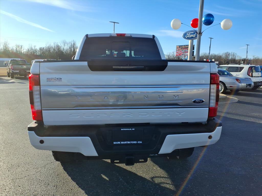 Used 2017 Ford F250 Platinum w/ Platinum Ultimate Package image 4