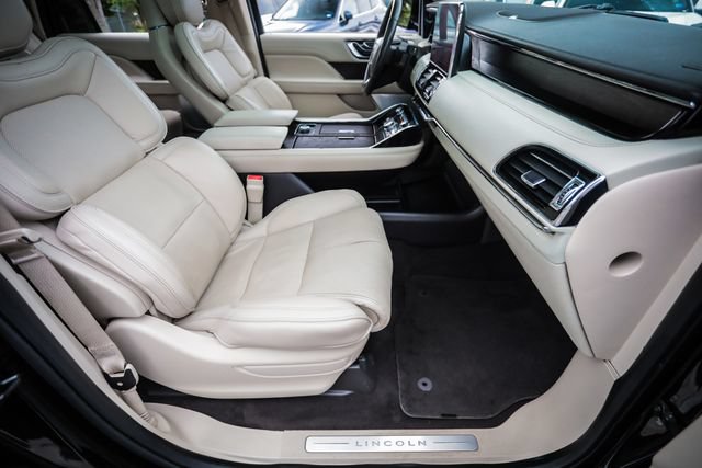 Used 2018 Lincoln Navigator L Reserve w/ Technology Package AWD/4WD image 54