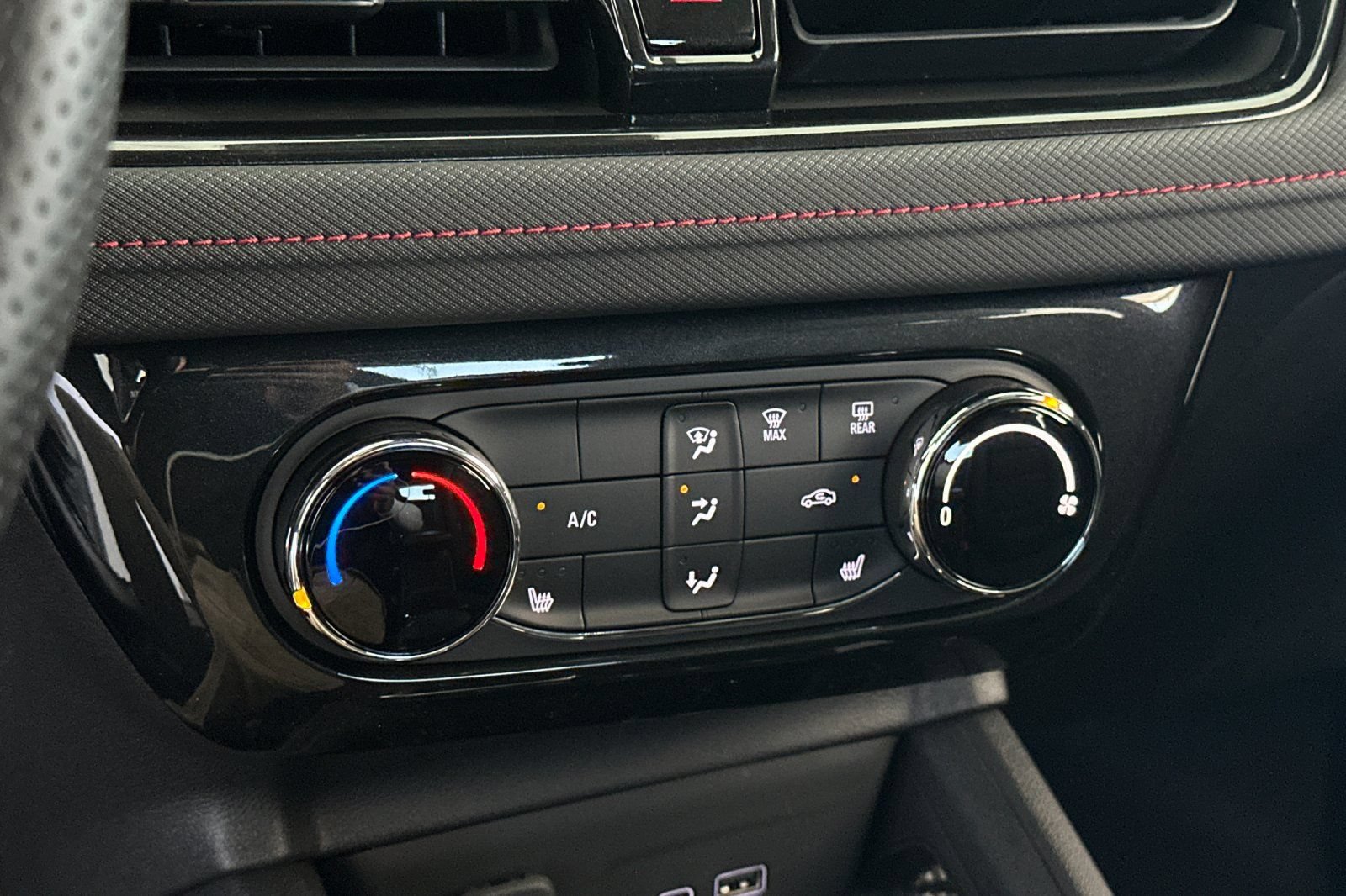 New 2026 Chevrolet TrailBlazer RS w/ Driver Confidence Package FWD image 20