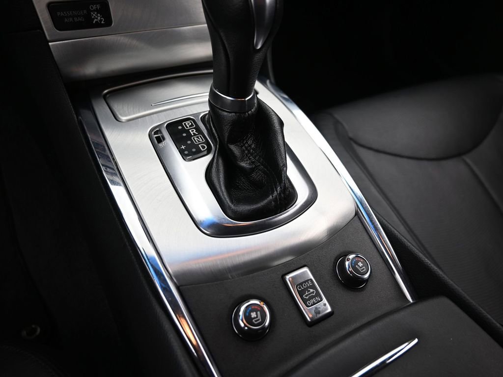 Used 2013 INFINITI G37 Sport w/ Premium Pkg image 17