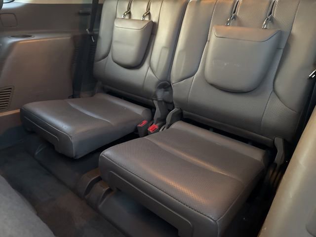 Used 2011 Lexus GX 460 w/ Comfort Plus Pkg image 30