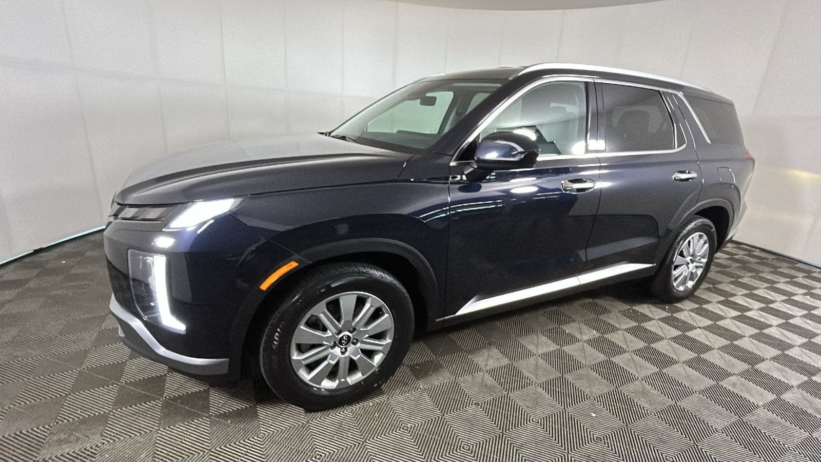 Used 2025 Hyundai Palisade SEL AWD/4WD image 7