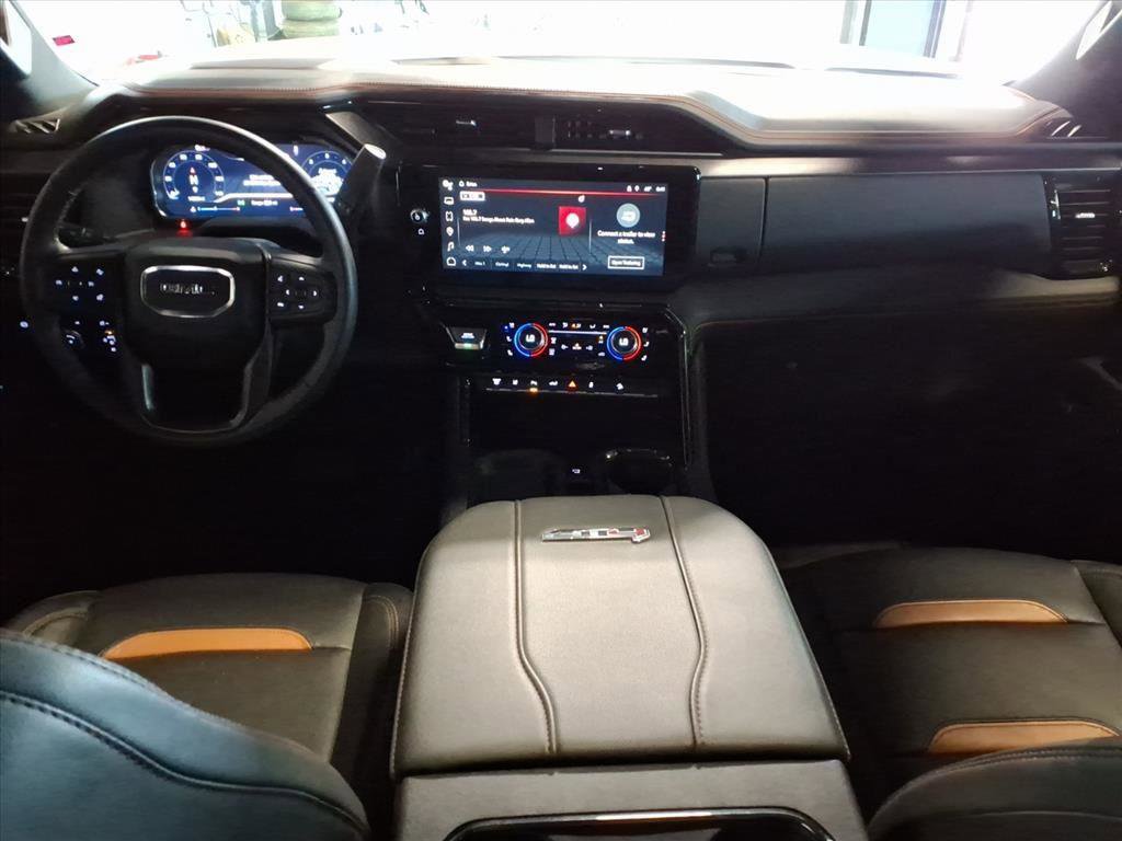 Used 2025 GMC Sierra 2500 AT4 w/ AT4 Premium Plus Package image 18