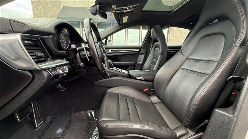 Used 2023 Porsche Panamera 4 Platinum Edition w/ Assistance Package image 10