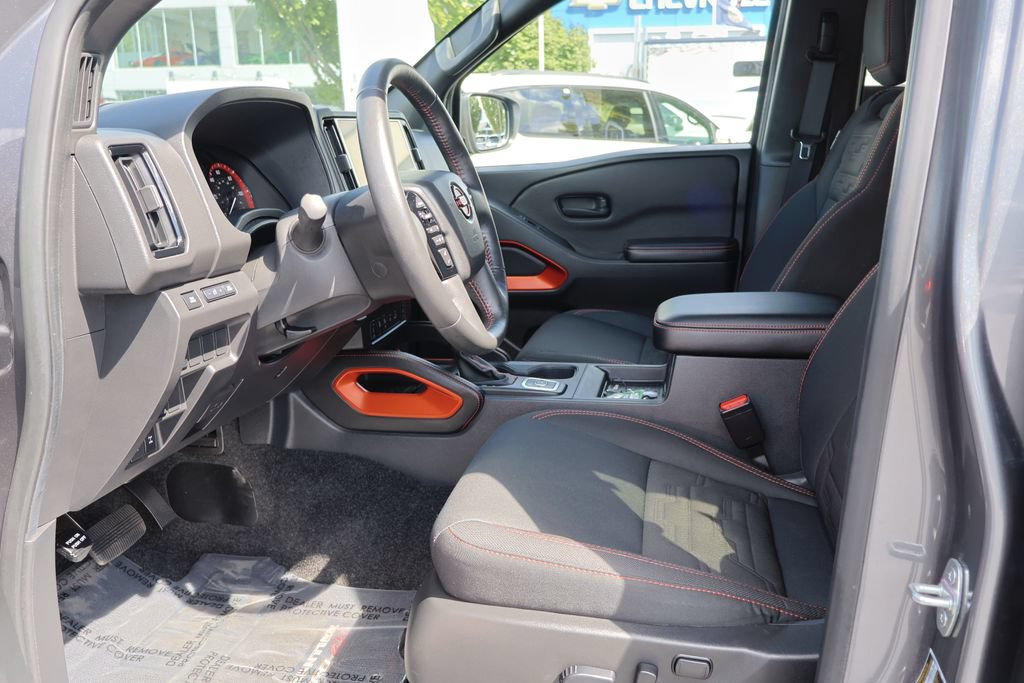 Used 2026 Nissan Frontier PRO-4X AWD/4WD image 14