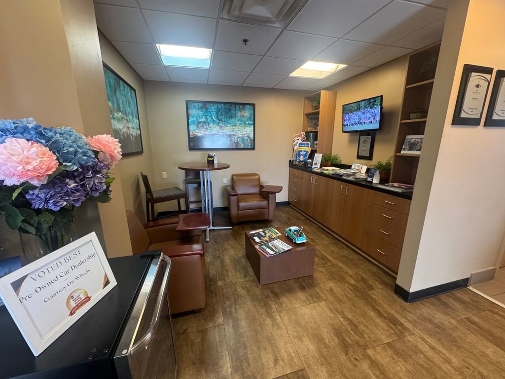 Certified 2025 Acura RDX w/ Technology Package AWD/4WD image 43